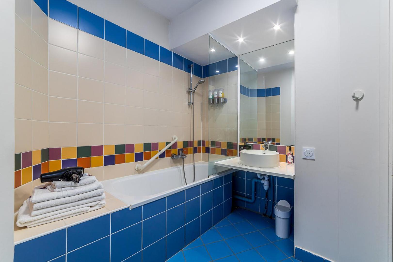 Disneyland Appartements familial avec piscine intérieur et navette gratuite Serris Extérieur photo